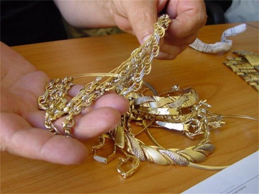 7,2 Kg Altın Mücevheratla Türk Vatandaş Tutuklandı