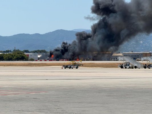 Palma de Mallorka Havaalanı Yakınında Alevler İçinde Kalan Bölge (Video)
