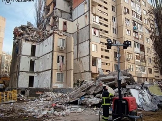 Odesa Bölgesi'ne düzenlenen hava saldırısında 2 ölü, 3 yaralı