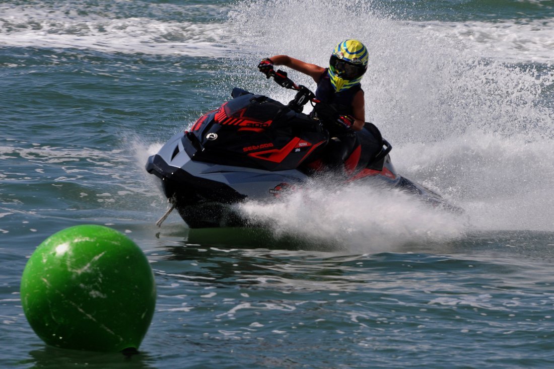 Denizlerde Büyük Değişiklik: Jet Ski'ye Ehliyet Şartı Geliyor