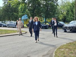 Bulgaristan Cumhurbaşkanı İliyana Yotova, Graf Ignatievo'da F-16'ları ve Modernizasyonu İnceledi