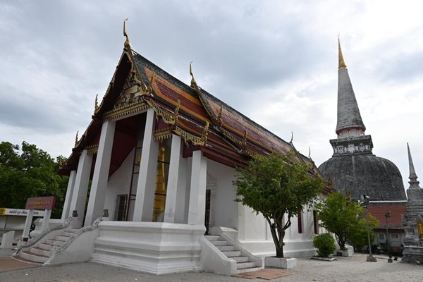 Tayland'daki Nakhon Si Thammarat'taki Wat Phra Mahathat Woramahawihan