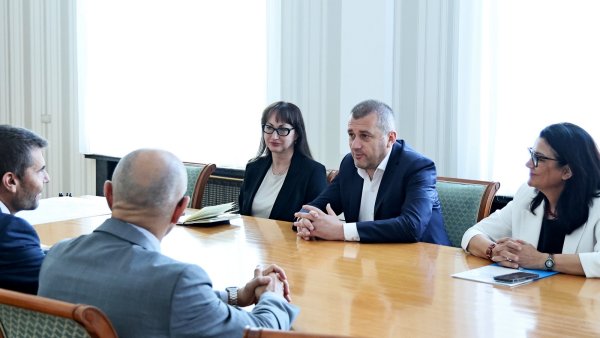 Ulaştırma Bakanı Peev: Uçuş Güvenliği Temel Öncelik