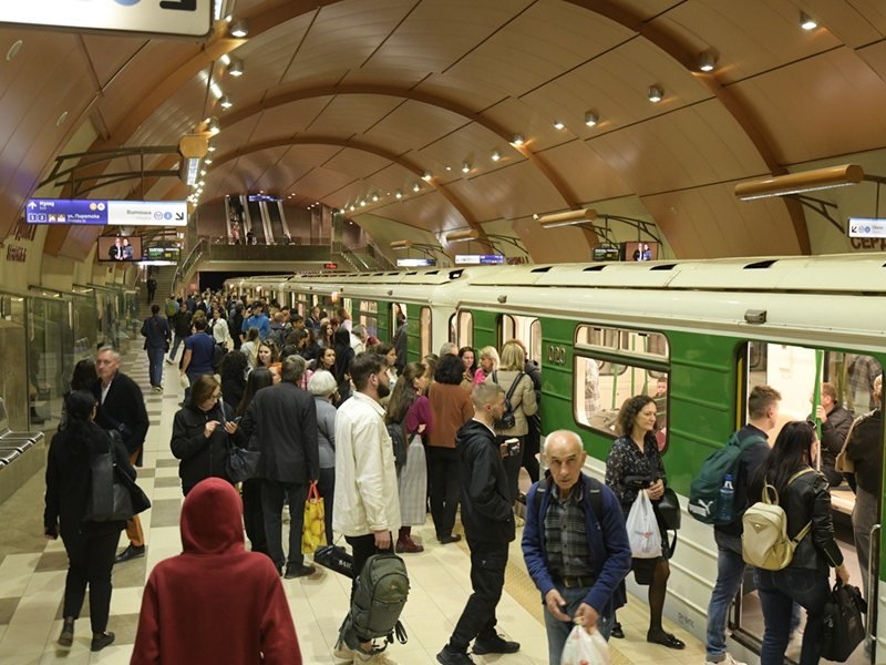 Sofya Metrosu İçin Yeni Sesli Anonslar Kaydediliyor