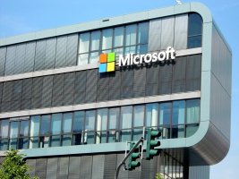 Microsoft'un Gelirleri Beklentileri Aştı, Hisseleri Yükseldi