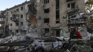 Ukrayna'da Rus Saldırıları: Ölü ve Yaralı Sayısı Artıyor
