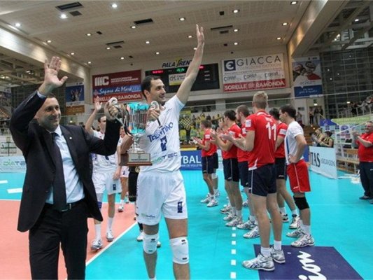 Matey Kaziyski, Radostin Stoychev'le Türkiye'de Devam Ediyor