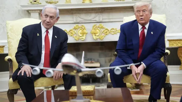 Trump, Netanyahu'yu Beyaz Saray'da Sıkıştırdı: 'Savaşı Bitir' Baskısı