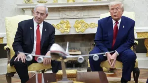 Trump, Netanyahu'yu Beyaz Saray'da Sıkıştırdı: 'Savaşı Bitir' Baskısı