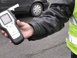 Nedelino'da 55 Yaşındaki Sürücü 1.93 Promil Alkolle Yakalandı, Gözaltına Alındı