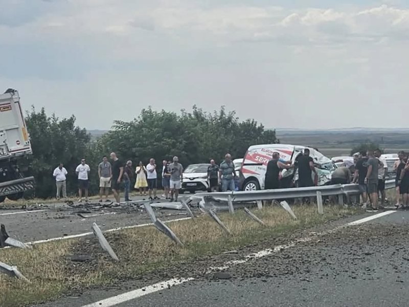 Son 24 Saatte 23 Trafik Kazası: 1 Ölü, 26 Yaralı