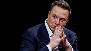 Elon Musk, Christopher Nolan'a Savaş İlan Etti: Yapay Zeka ile 'Odyssey' Filmi Çekiyor