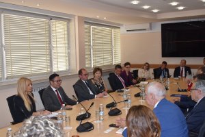 Devlet Büyük Yatırım Projelerini Hızlandırıyor