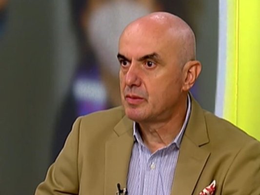 Pediatrist: 3 Yaşına Kadar Çocuklar Ekranla Temas Etmemeli