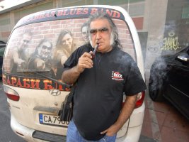 Boogi Barabata'nın Grubundaki Herkes Artık Onunla Birlikte