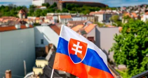 Slovakya’dan PP ve DB’ye Referandum Tokadı