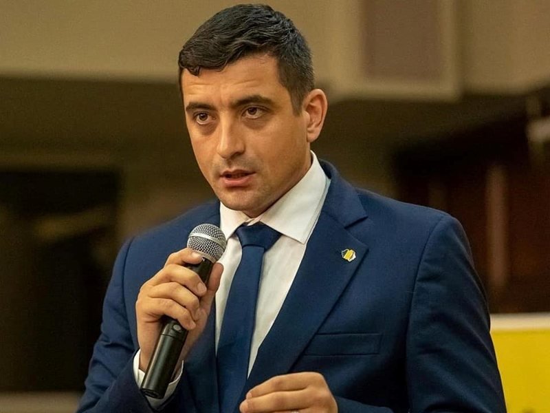Aşırı Sağcı Romanya Birliği İttifakı Anketlerde Liderliğini Sürdürüyor