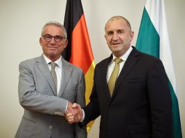 Radev: Almanya ile İlişkilerimizin Kalitesi Yatırımlardan Belli