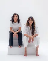Çöpten Moda: Mısırlı Kadınlar Plastik Atıkları Benzersiz Kumaşa Dönüştürüyor