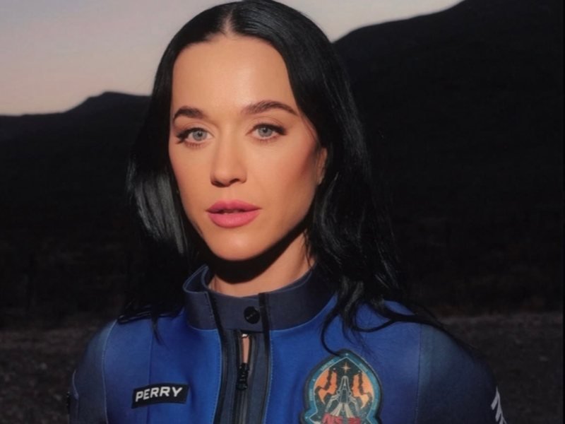 Katy Perry Beyaz Saray'a Öfkelendi: 'Şarkımı Savaş Reklamına Çevirdiler'