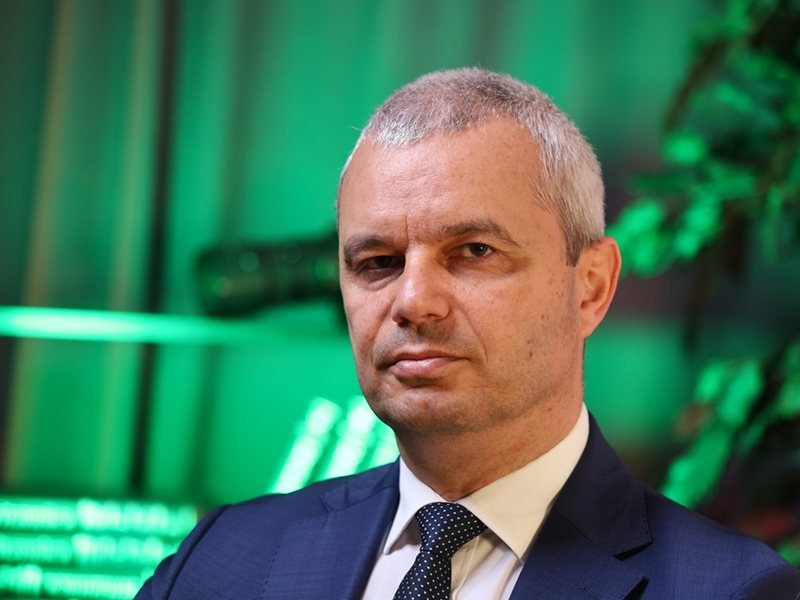 Vızrajdane, Cinsiyet Değişikliği Kararına Karşı Anayasa Mahkemesi'ne Başvurmak İçin Radev'den Destek İstiyor