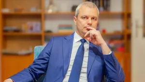 "Vozrojdeniye" Cumhurbaşkanlığı Yarışına Giriyor: Aday Erken Eylül'de Açıklanacak