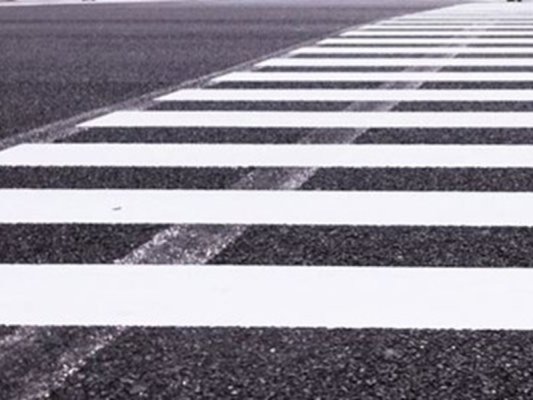 Blagoevgrad'da Yaya Geçidinde Yaşlı Kadına Araba Çarptı