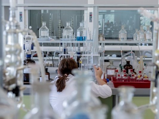 Ebola için İki Deneysel Tedavi Üzerinde Büyük Ölçekli Araştırma Başladı