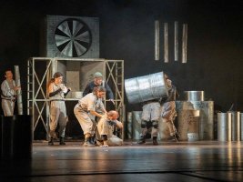 Plevne'de 'Renkli Horoz' Kukla Festivali Başladı