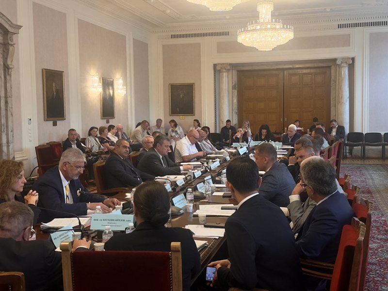 Sağlık Komisyonu, Ulusal Sağlık Sigortası Fonu Bütçe Tasarısını Kabul Etti