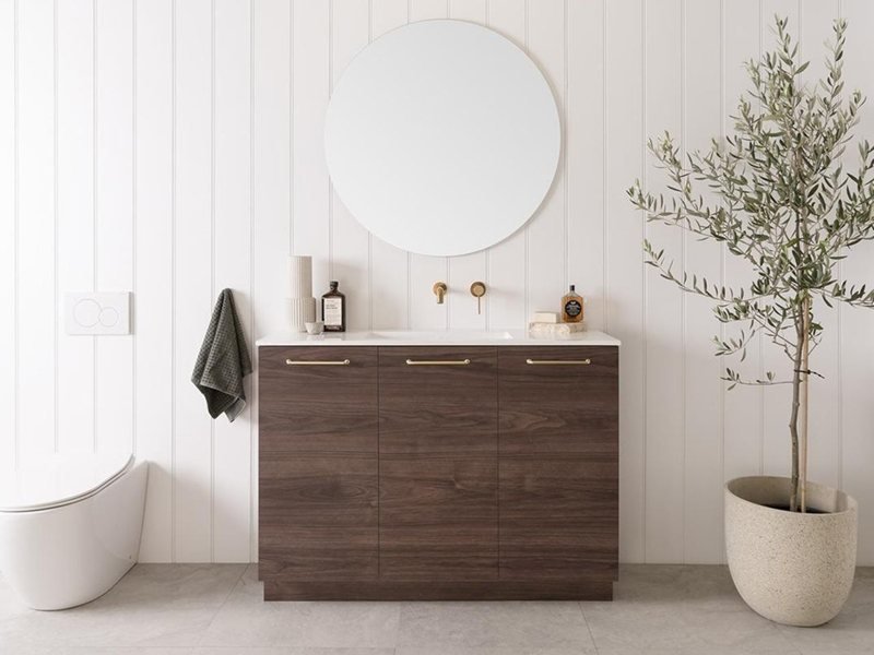 Banyo Dolabı Seçimi: Depolama Sorununa İki Farklı Çözüm