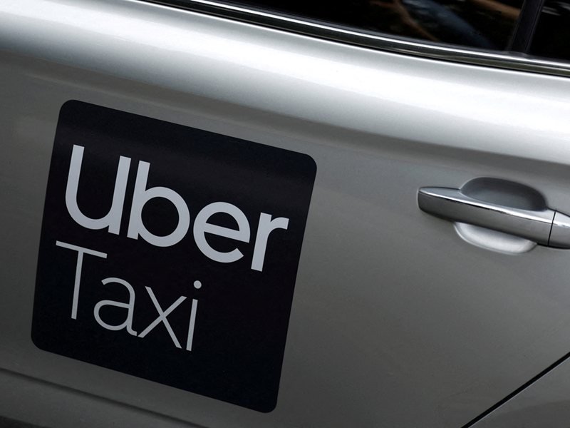 Hollanda, Uber'e Sürücü Hesaplarını Haksız Yere Kapatması Nedeniyle 825 Milyon Euro Ceza Kesti