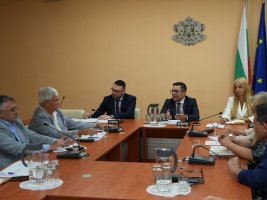 Başbakan Yardımcısı Pulev, KNSB'ye Güçlü Ekonomi ve Yeni İstihdam Sözü Verdi
