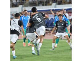CSKA'nın Avrupa Ligi'ndeki rakibi OFİ, Levski'nin Şampiyonlar Ligi'ndeki rakibi AEK'yi mağlup etti