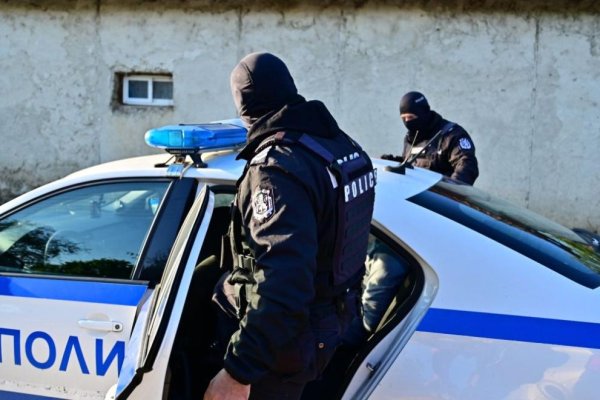Sofya'da Büyük Polis Operasyonu: 8 Kişi Tutuklandı, Tonlarca Uyuşturucu Ele Geçirildi