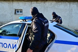Sofya'da Büyük Polis Operasyonu: 8 Kişi Tutuklandı, Tonlarca Uyuşturucu Ele Geçirildi