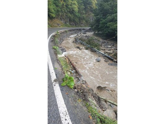 Peştera'da Sel Felaketi: Kısmi Olağanüstü Hal İlan Edildi