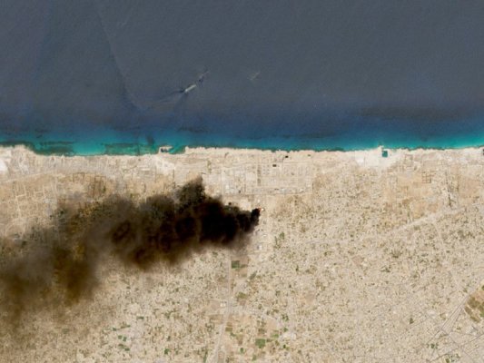 Libya'da Elektrik Santraline Düzenlenen Saldırı Ülkenin Bir Bölümünü Karanlığa Gömdü