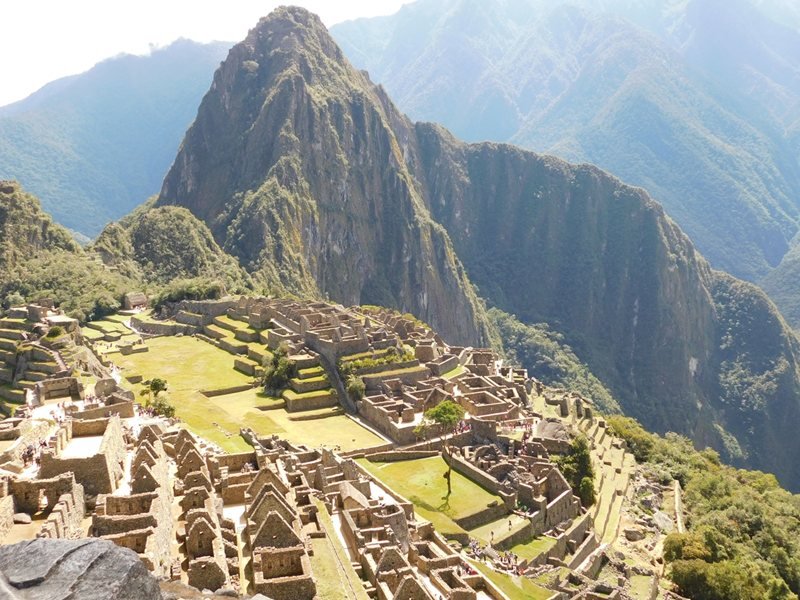 Peru'da Uçak Kazası: 13 Kişi Hayatını Kaybetti
