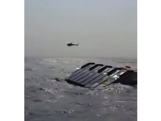 Zimbabve'de 95 Kişilik Feribot Kariba Gölüne Çarptı