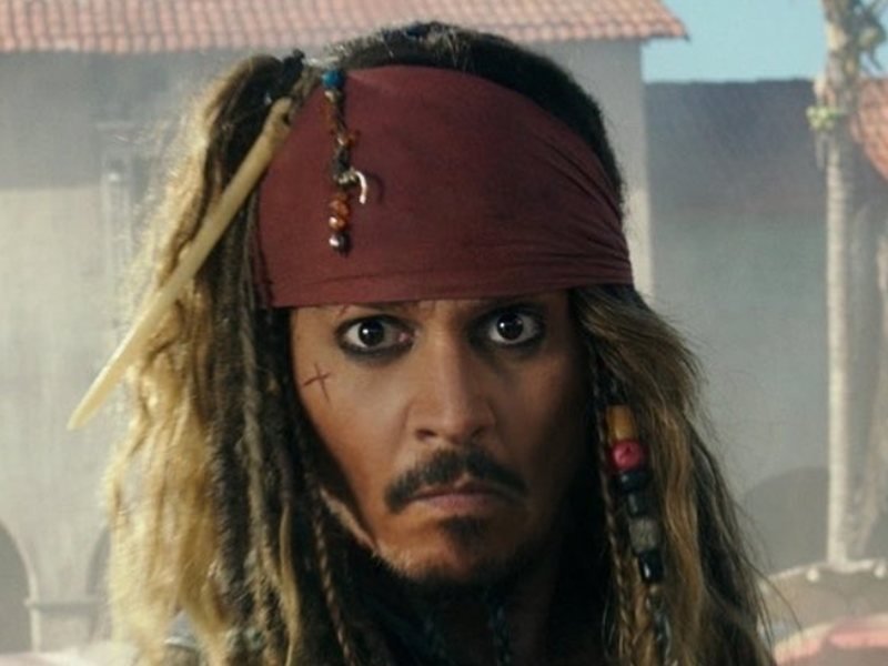 Johnny Depp, 'Karayip Korsanları' serisinin yeni filmi için masada