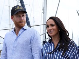 Prens Harry ve Meghan Markle İngiltere'ye Döndü