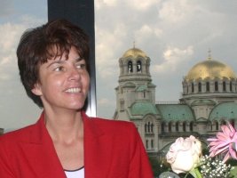 Denizden İlham Alan Alisa Sofiyanska, Kavarna'da Beşinci Sergisini Açıyor