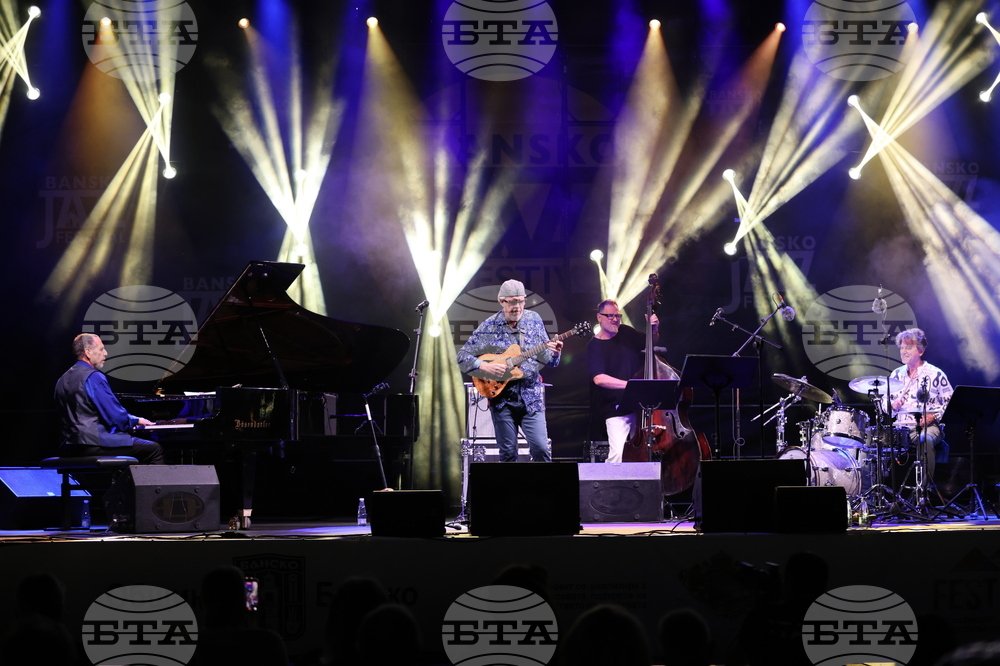 Bansko Caz Festivali'nde 27 Yıl Sonra Efsanevi Buluşma: Mordi Ferber ve Lakis Cimkas Sahneyi Dalgalandırdı