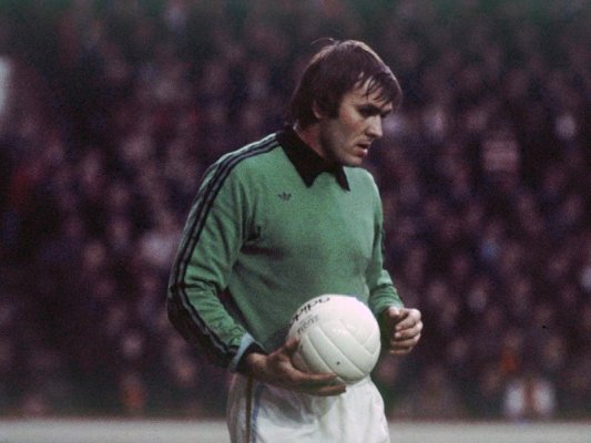 Aston Villa'nın Efsane Kalecisi Jimmy Rimmer 78 Yaşında Hayatını Kaybetti