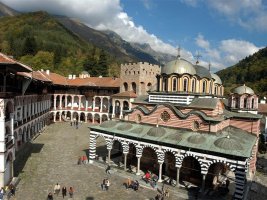 Rila Manastırı'nda Uspenie Bayramı Öncesi Sıkı Güvenlik Önlemleri