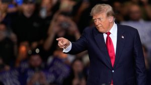 Tarihî An: Trump, IndyCar Freedom 250 Grand Prix'de Yeşil Bayrağı Kaldıracak