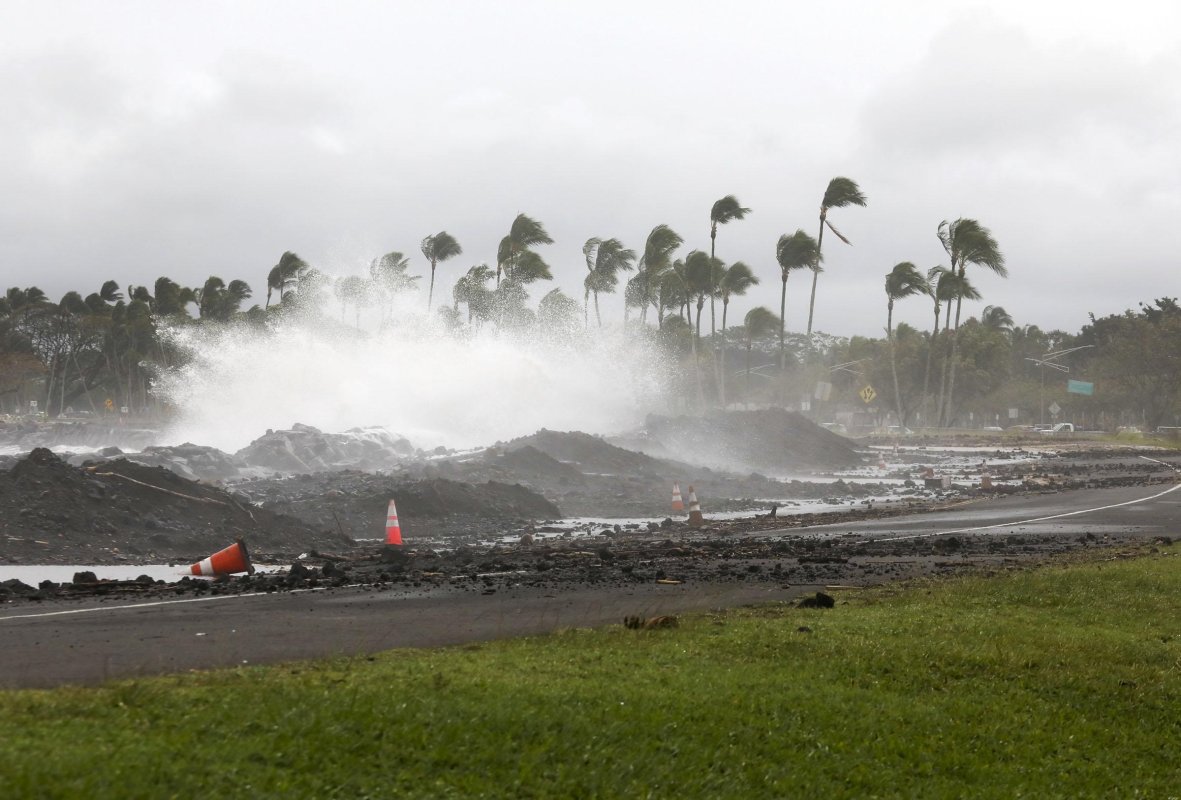 Hawaii'de 155 Yıldan Beri Görülmemiş Uragan Tehlikesi