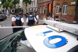 Londra'nın Göbeğinde Kanlı Bıçaklı Saldırı: 4 Yaralı, 1 Gözaltı