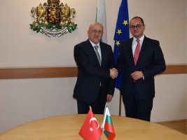 Bulgaristan ve Türkiye Arasındaki Ticaret ve Yatırım İş Birliğini Geliştirmeye Hazır